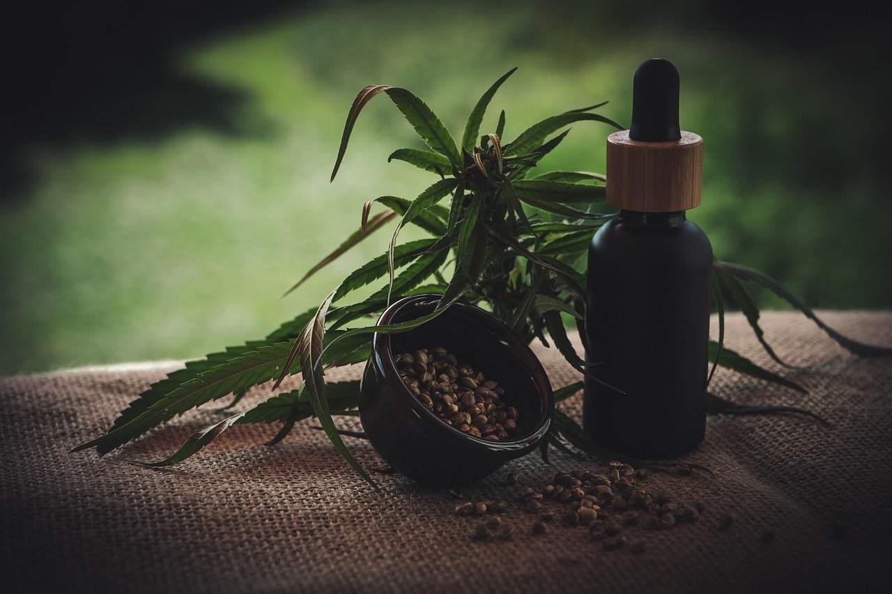 A Doctor's Perspective: CBD Oil for Health Anxiety Management