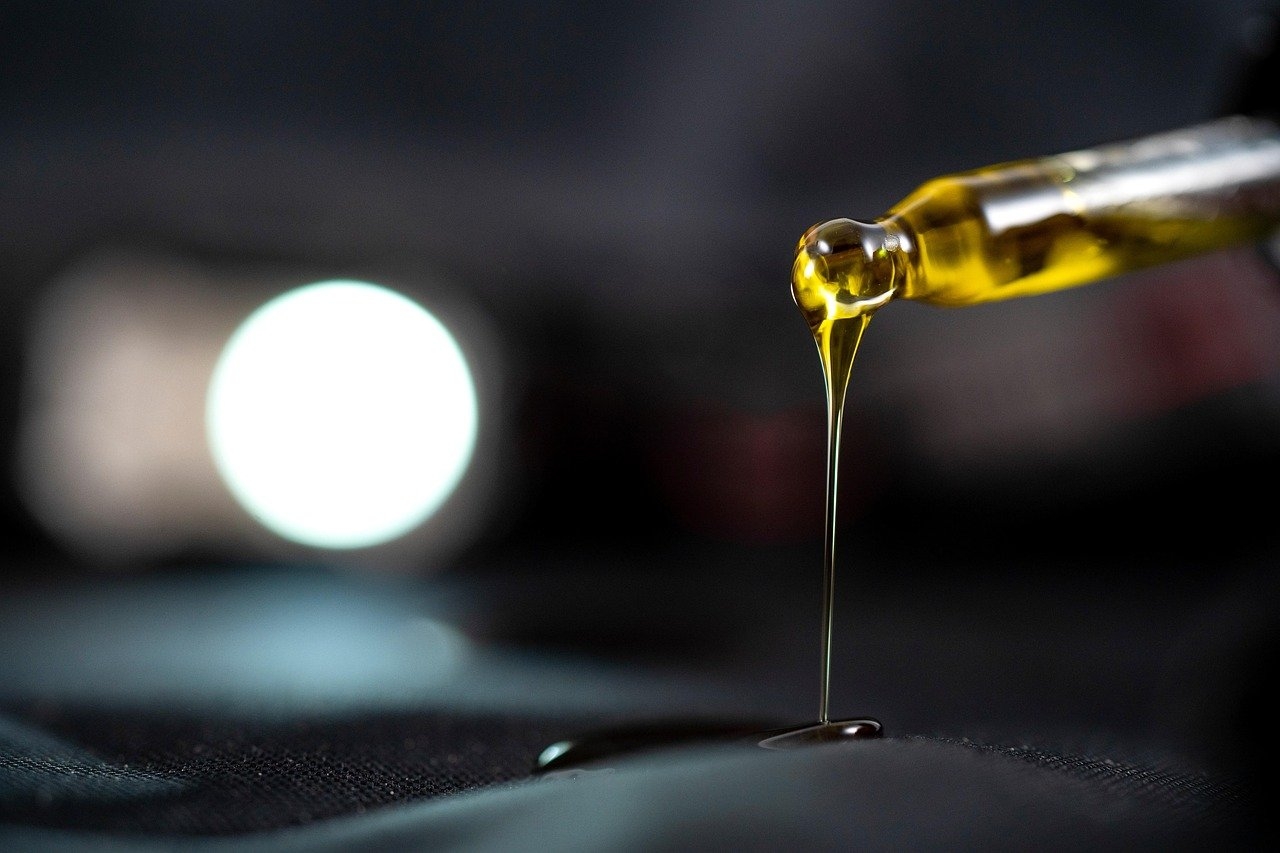 Natural Relief: Why CBD Oil is Gaining Popularity for Wellness
